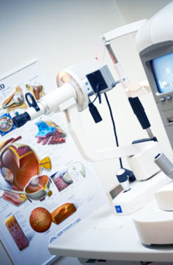 Il centro ottico Vision Light si avvale degli strumenti più avanzati per la misurazione computerizzata della vista